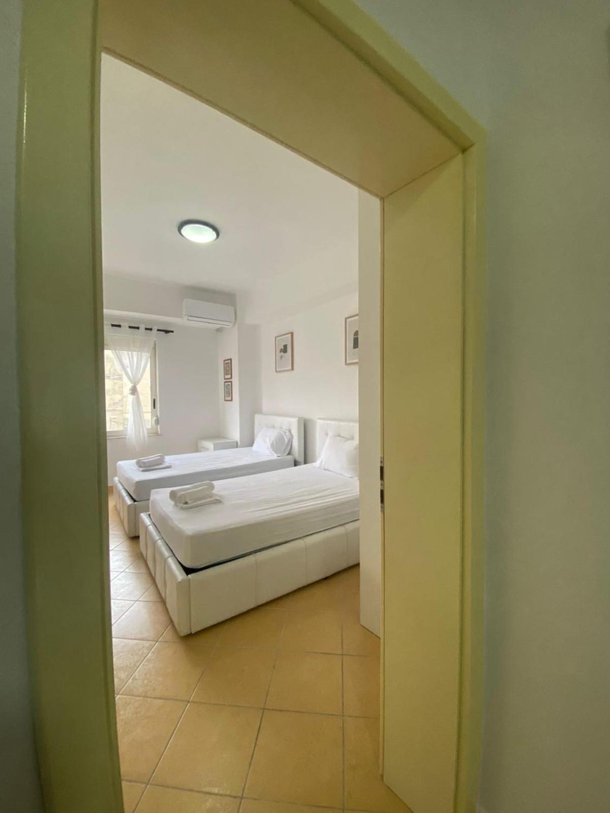 Nicole Apartments Rental Дуррес Экстерьер фото
