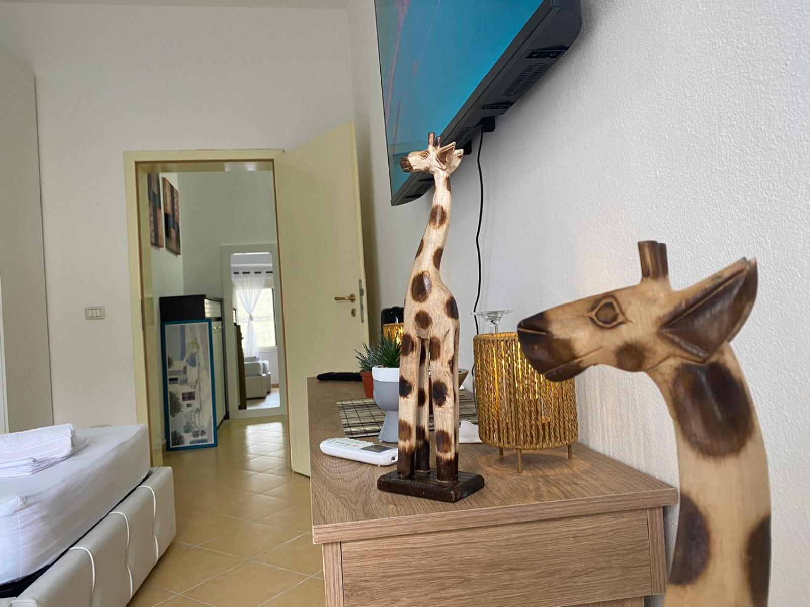 Nicole Apartments Rental Дуррес Экстерьер фото